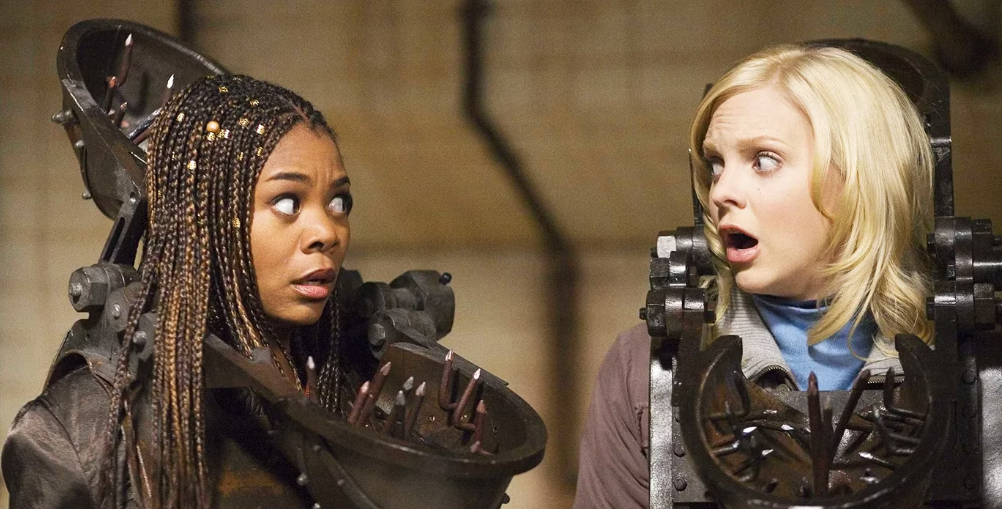 Best Horror Comedy: Scary Movie franchise (Pictured: Regina Hall and Anna Faris as Brenda and Cindy)