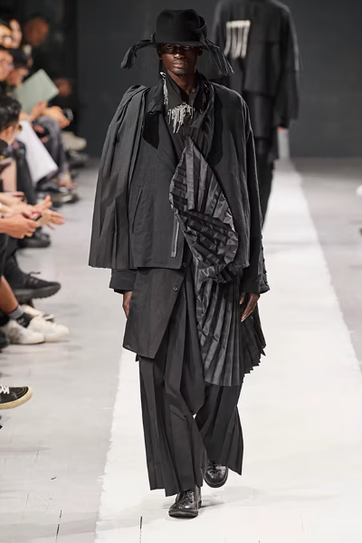 Japanese Streetwear: Yohji Yamamoto (Spring 2024 Collection)